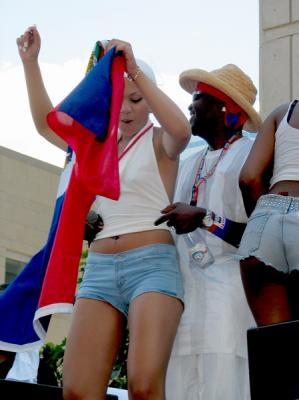 Carabean_parade_17_resize.JPG