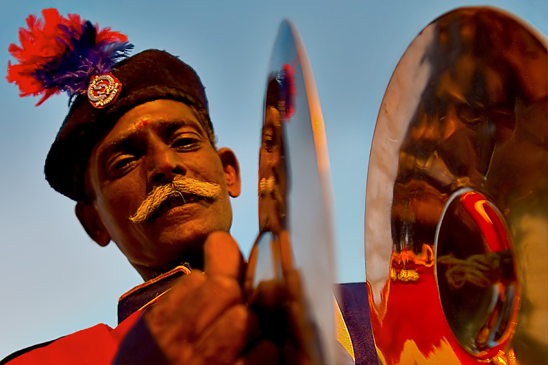 Playing the Cymbals