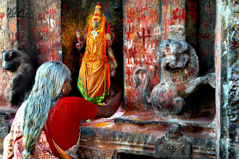 Praying Parvati