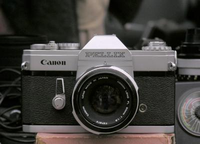Canon Pellix