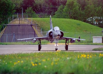 R-2102, Dübendorf, 29 april 2002