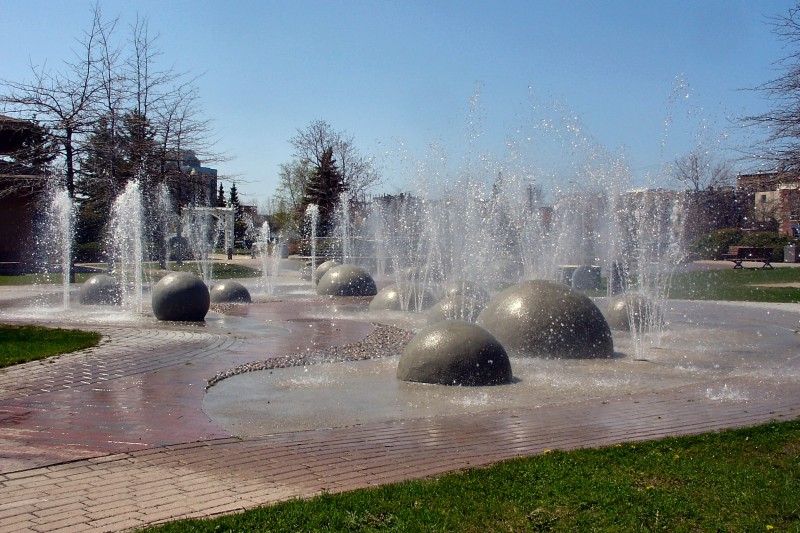 Fountain in Barrie Park