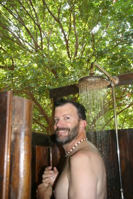 SO nice to have an outdoor shower again!!