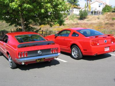 1969 and 2005 Mustangs from the rear