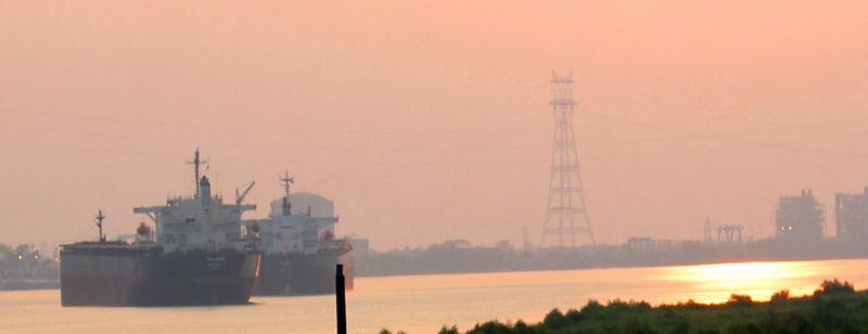 Sunset-on-Mississippi-River