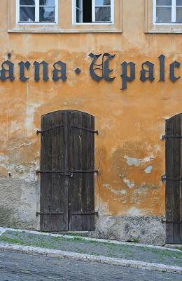 Prague - Door & Wall Texture