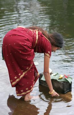 Mauritius - Praying Lady (Holy Lake)