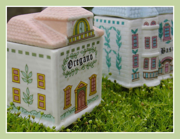 <b>10th Place (tie)</b><br>Spice Houses