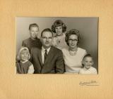 1963-Family Portrait