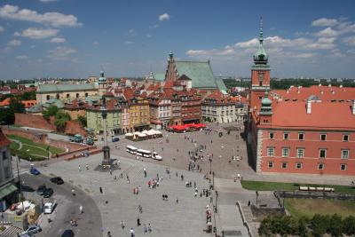 Castle Square with Zygmunt's Column in the middle and Royal Castle on the right