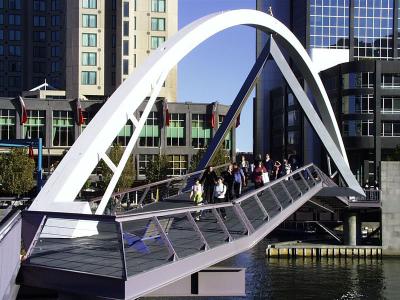 Yarra Footbridge.jpg