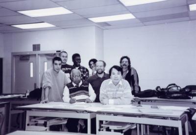 Chương Trình Công Chánh: Thầy và sinh viên trong lớp - In class with Civil students