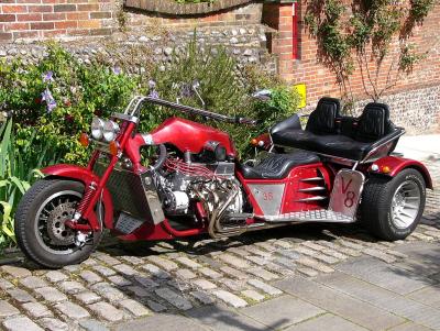 115 V8 Trike.jpg