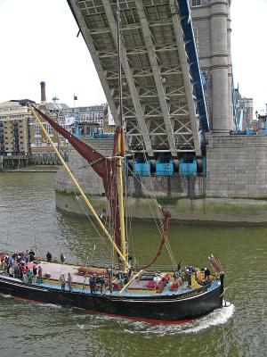 197 Boat passing under Tower Bridge.jpg