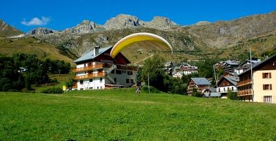 v3/07/449707/3/48656806.3.ParapenteDsc_6951.jpg
