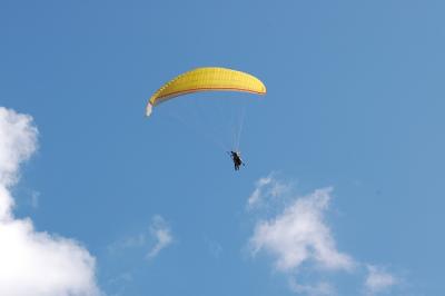 v3/07/449707/3/48656825.3.ParapenteDsc_7089.jpg