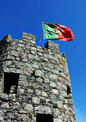 Flag at the top of the Castelo dos Mouros in Sintra
