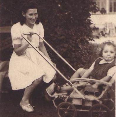 me in 1946.jpg