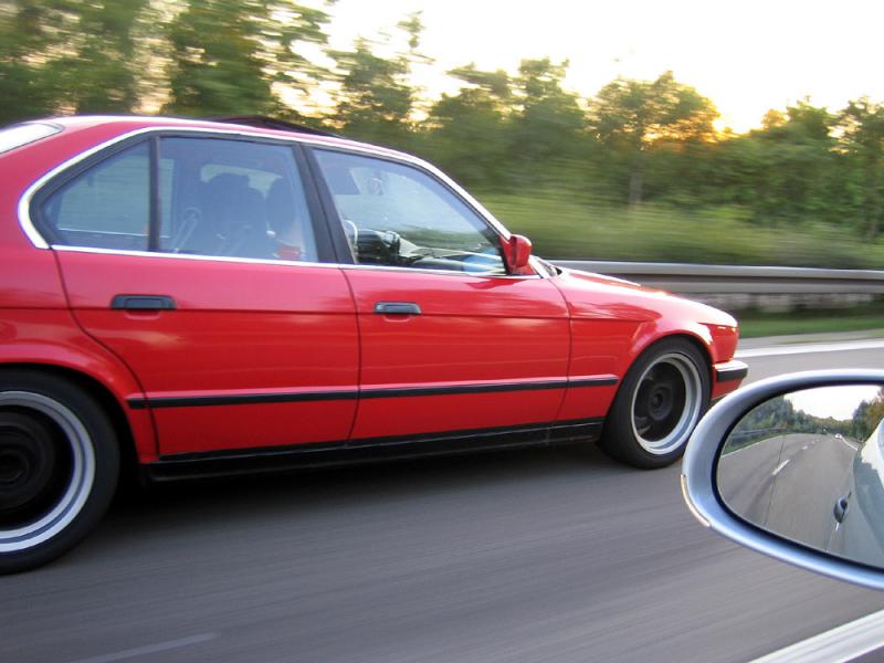 BMW Roll 2.jpg