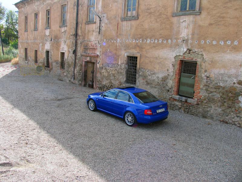 RS4sedan1042.jpg