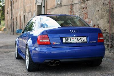 RS4sedan355.jpg