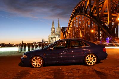 Nogaro Blue S4 at Koelner Dom.jpg