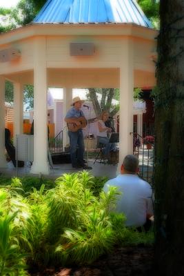 v3/08/535308/3/44864180.entertainers_3.jpg