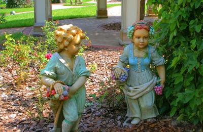 v3/08/535308/3/44881876.garden_kids.jpg