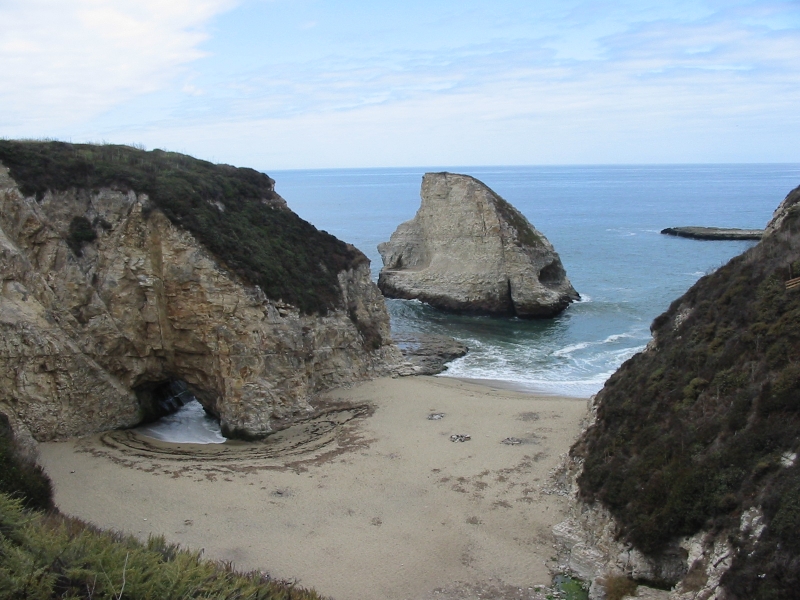 Hole-in-the-Wall Beach