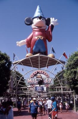 Disneyland and others, 1988