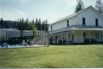 Ritter Hot Springs hotel and pool