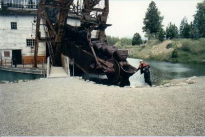 Front of Dredge