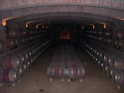 Reserve wine aging