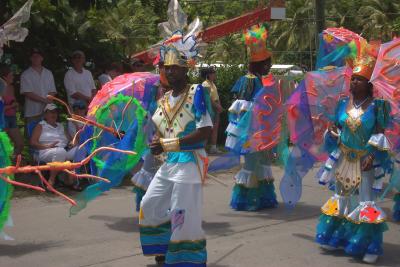 v3/09/338709/3/46610524.parade291.jpg