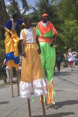 v3/09/338709/3/46610530.parade2991.jpg