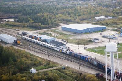 Moosonee ONR station and mixed train 2005 Oct 1st