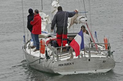 Pen Duick V pendant la Semaine du Golfe 2005