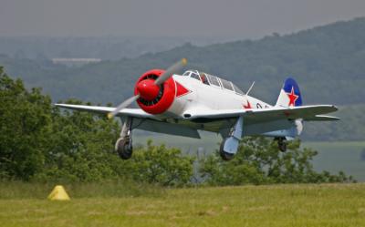 Yakovlev Yak 11  l'atterrissage