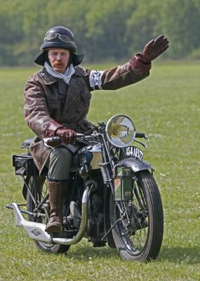 Une Terrot 350 HSST de 1930, une autre moto de la collection de Jean CAILLOU qui la pilotait lors de ce meeting