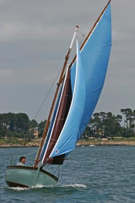 Vendredi 6 mai - Voiles bleues