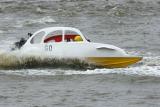 Courses de 2CV turbo-nautiques en Anjou