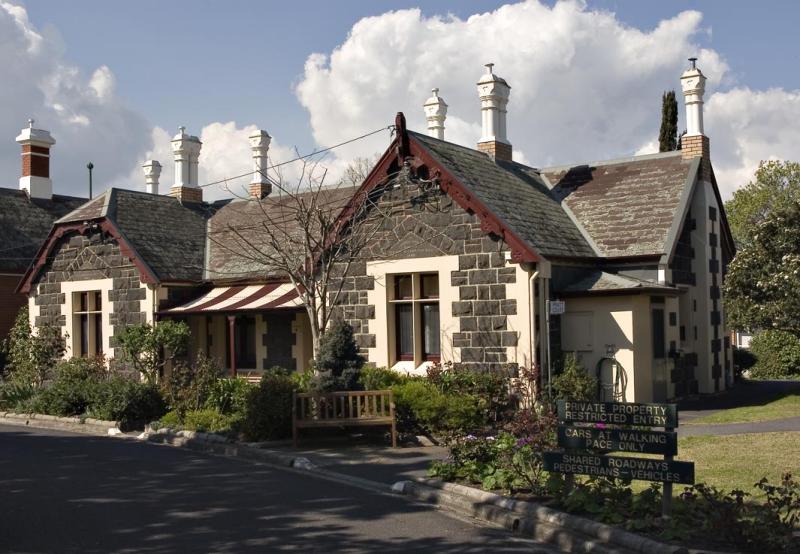 1892 Cottages 0142.jpg