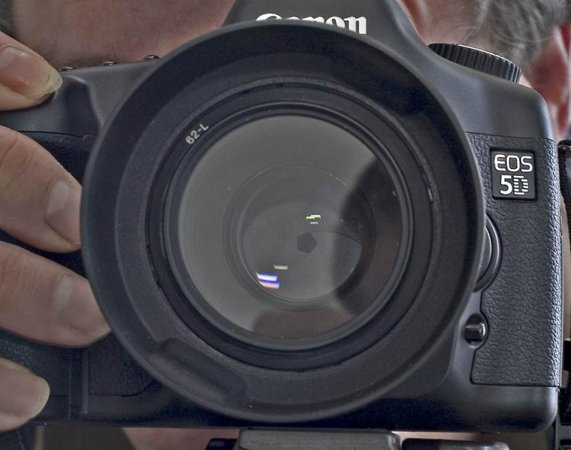 F11 aperture
