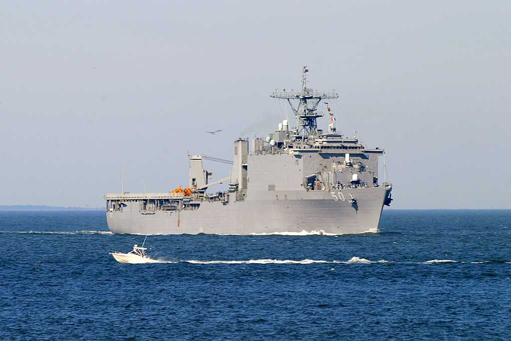 USS Carter Hall LSD50