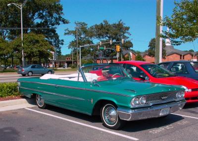 v3/09/553709/3/44614875.FordGalaxieConvertible196302.jpg
