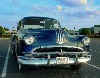 v3/09/553709/3/46723469.1949PontiacBlueSkycropped.jpg