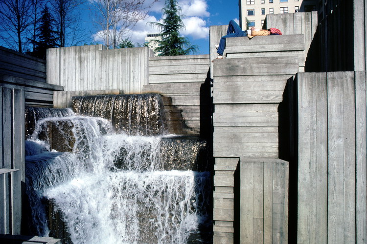 Freeway park