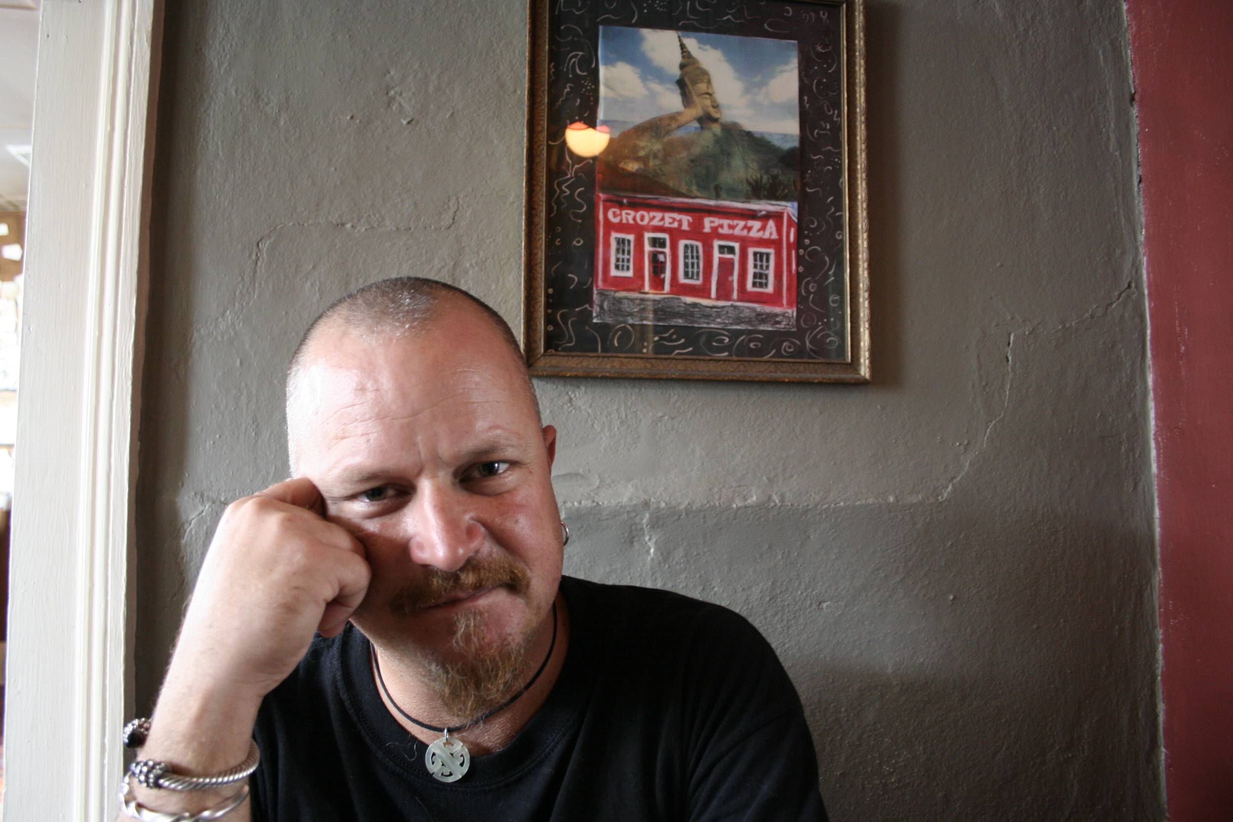 Dave replicating the picture behind him