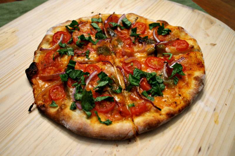 Tiny pizza margherita