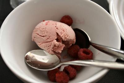 raspberry ice cream.jpg
